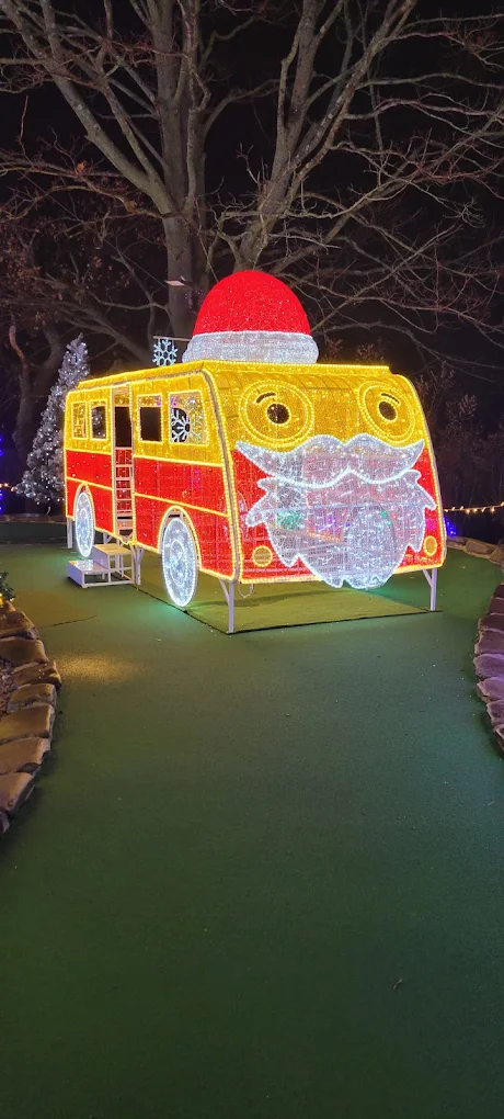 Glow-in-the-dark night lights on course